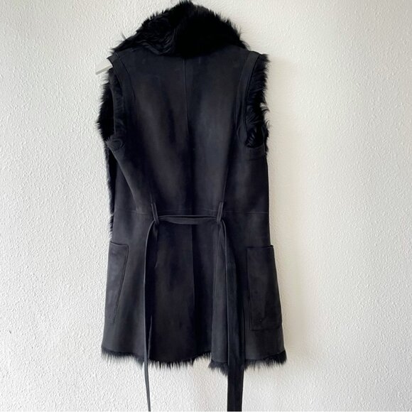 Reversible VINCE Shearling Fur Leather Vest - Picture 5 of 11
